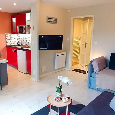 Studio Proche Plage - Parking Gratuit Et Prive - Terrasse Et Petit Jardin Cloture Courseulles-sur-Mer Exterior photo