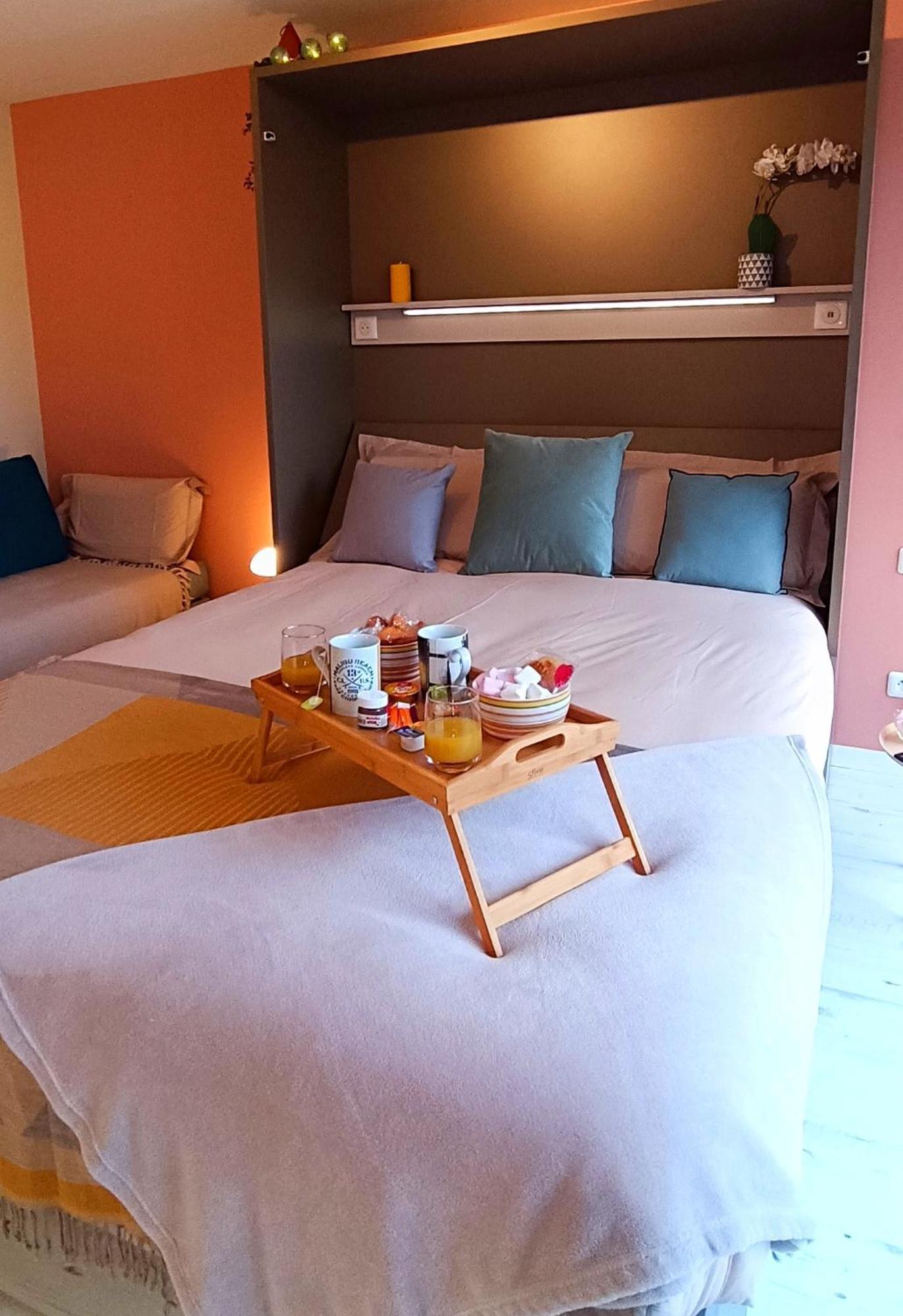 Proche - Parking Gratuit Et Prive - Terrasse Et Petit Jardin Cloture Appartamento Courseulles-sur-Mer